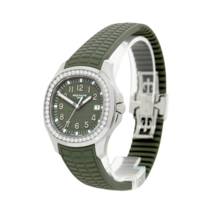 Patek Philippe 5267200A AQUANAUT QUARTZ Green Dial