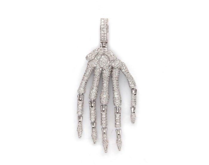 One 18K White Gold Pendant, stamped