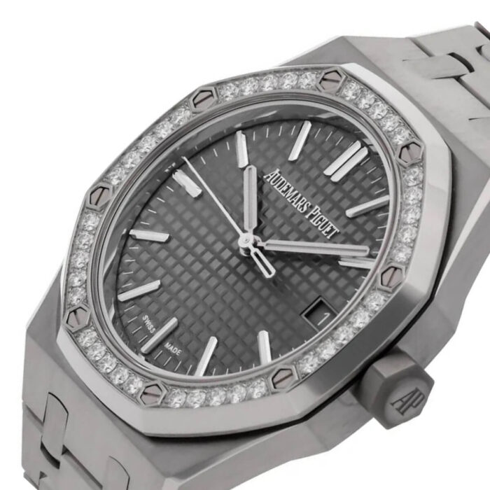 Audemars Piguet ROYAL OAK SELFWINDING 15551ST.ZZ.1356ST